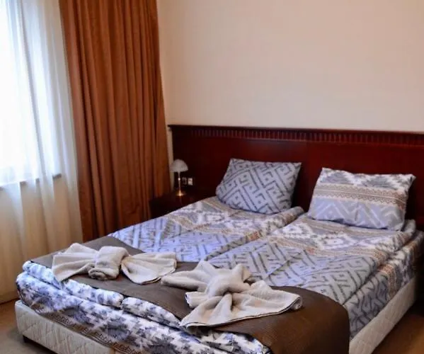 Elinor - Downtown 반스코