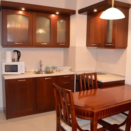 Elinor - Downtown Apartman *