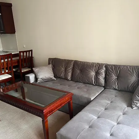 Elinor - Downtown * Bansko